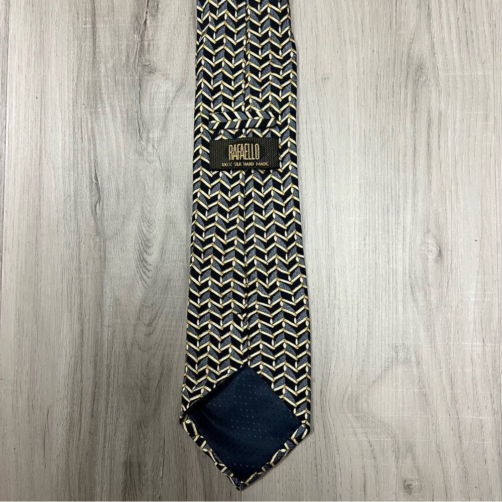 Rafaello mens silk tie gold navy pattern. 100% silk. Vintage. - Picture 2 of 4